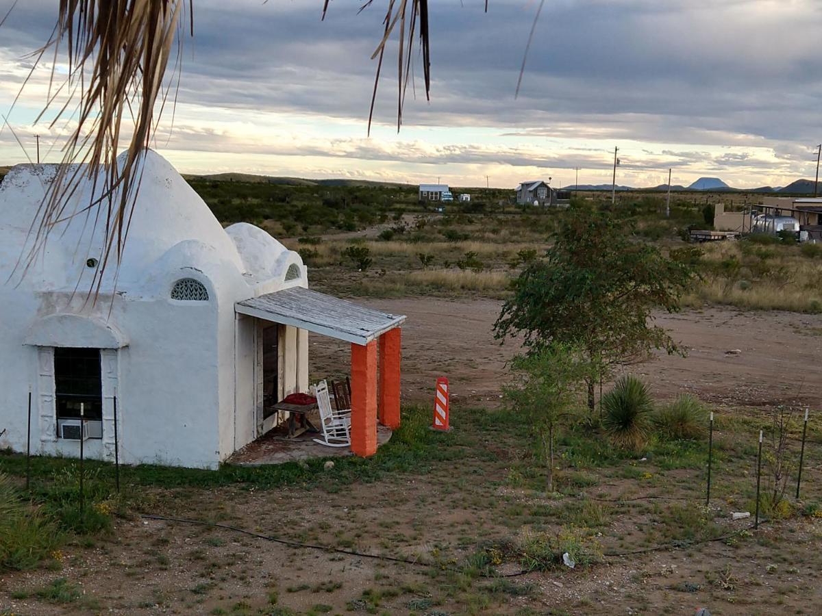 La Loma Del Chivo Llc Stone Cottage Alternative Building Маратон Екстер'єр фото